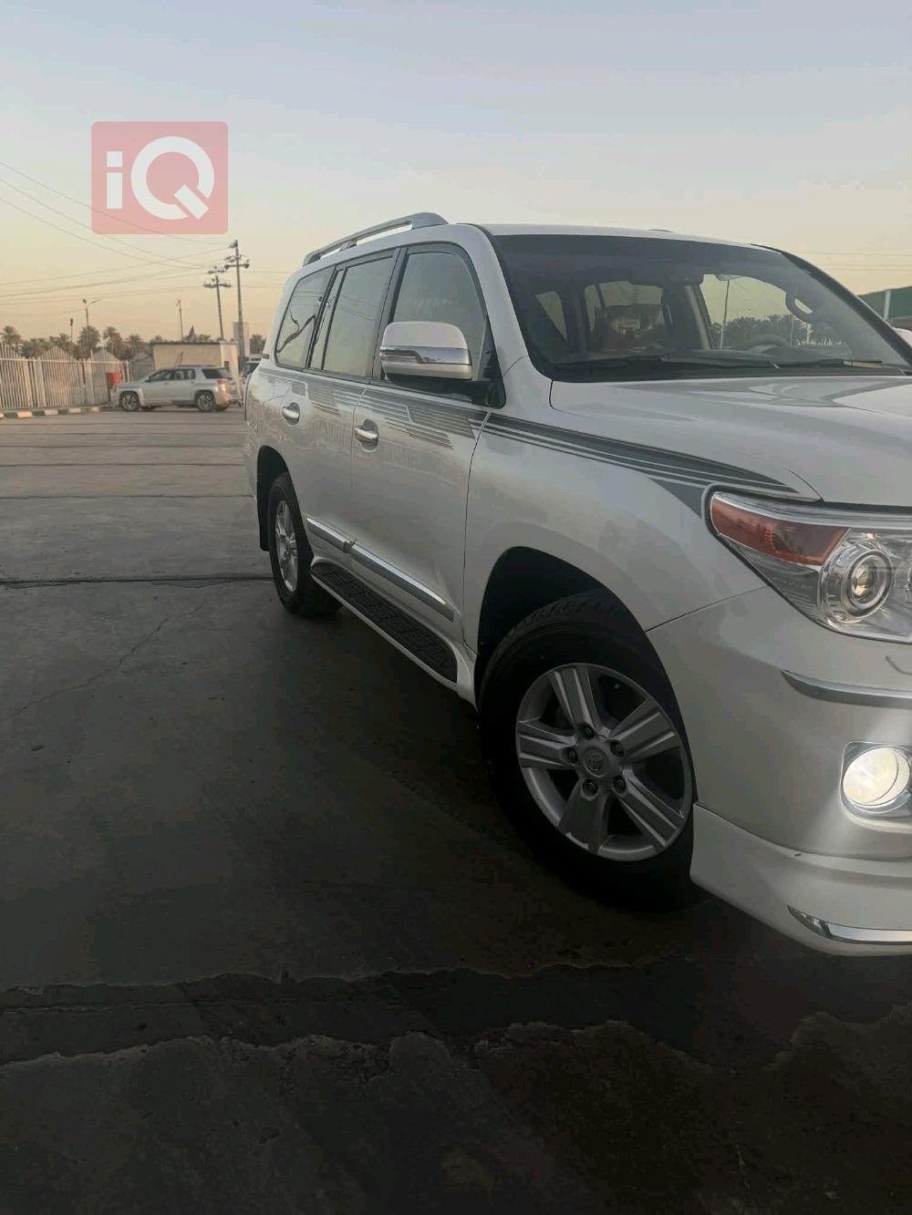 تويوتا لاندكروزر